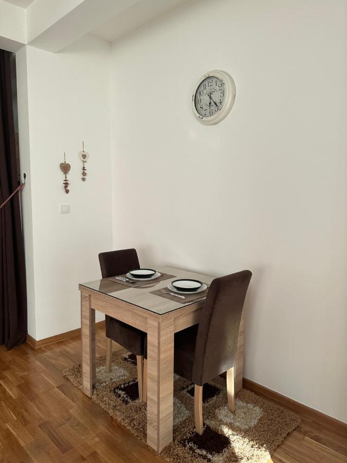 Kropa Apartman Podgoriţa Exterior foto