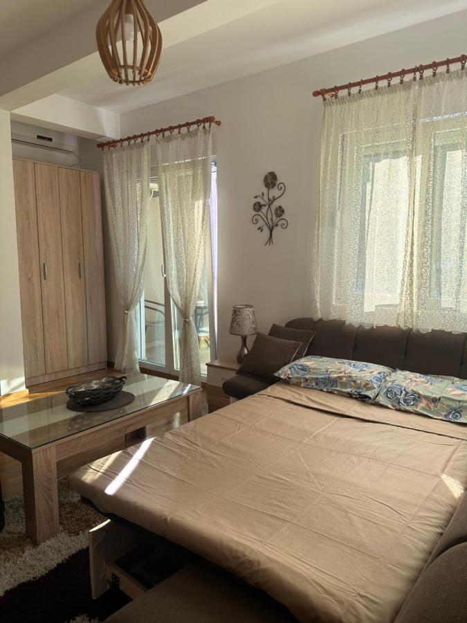 Kropa Apartman Podgoriţa Exterior foto