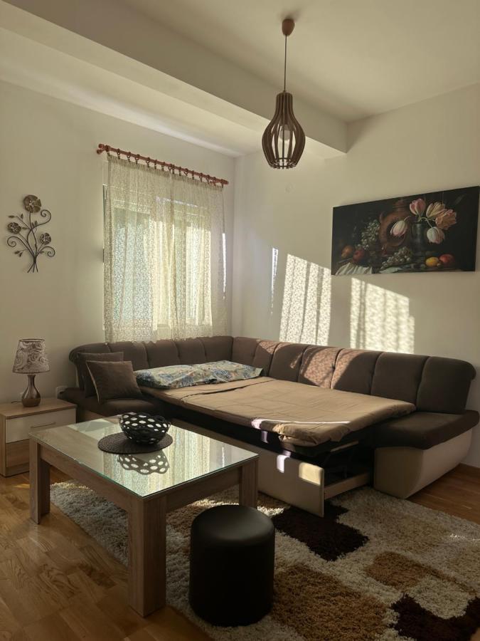 Kropa Apartman Podgoriţa Exterior foto