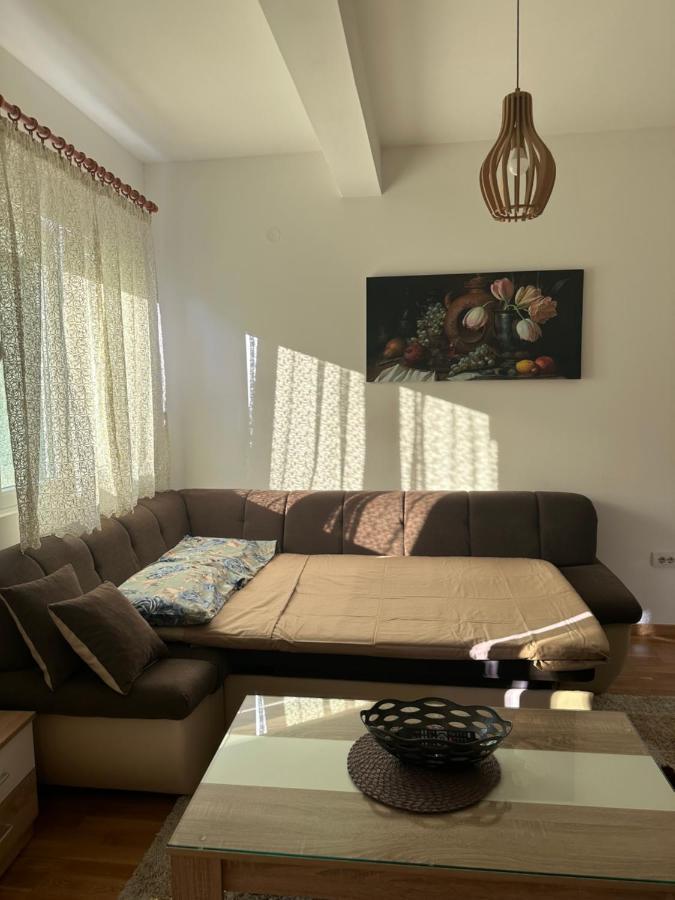 Kropa Apartman Podgoriţa Exterior foto